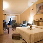 Hospedium Rural Soterrana 3* Madroñera