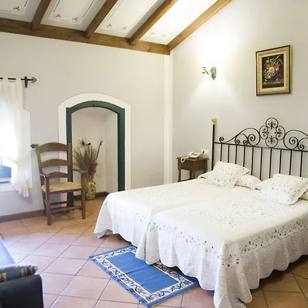 Hospedium Rural Soterrana Hotel 3*