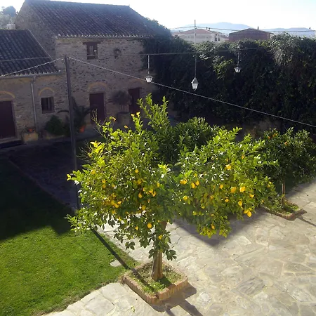 Hospedium Rural Soterrana Madroñera