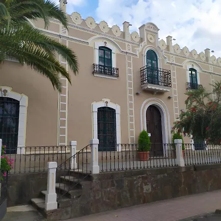 Hotel Hospedium Rural Soterrana Madroñera