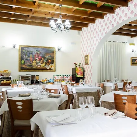 Hotel Hospedium Rural Soterrana Madroñera