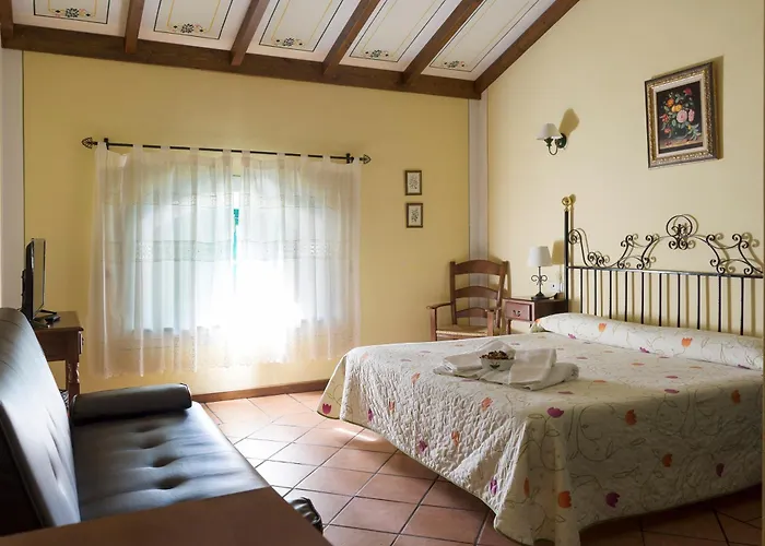 Hospedium Rural Soterrana 3* Madroñera