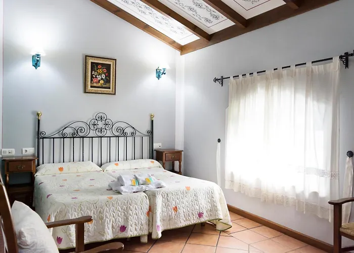 Hospedium Rural Soterrana Hotel Madronera