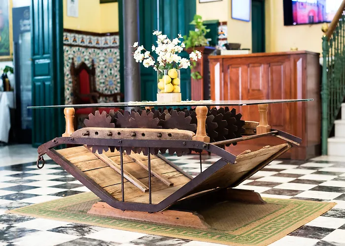 Szálloda Hospedium Rural Soterrana Madroñera