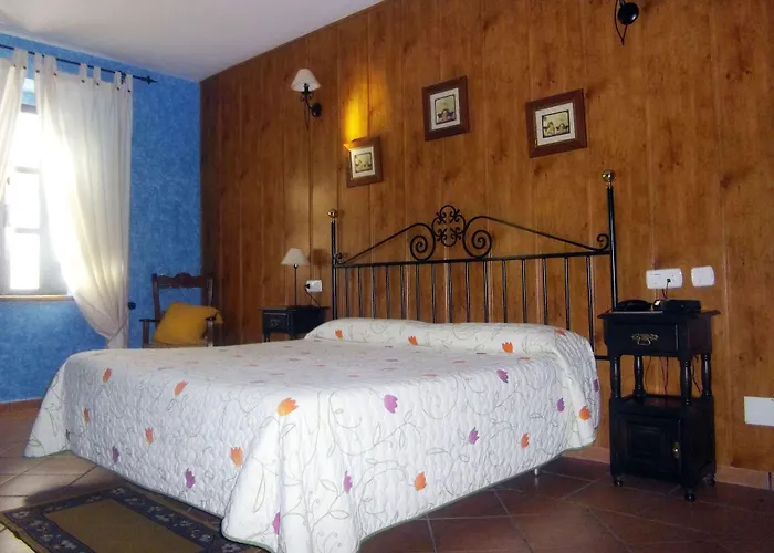 Hospedium Rural Soterrana 3* Madroñera