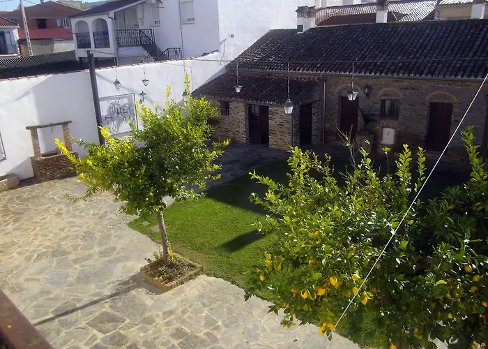 Hospedium Rural Soterrana Szálloda Madroñera