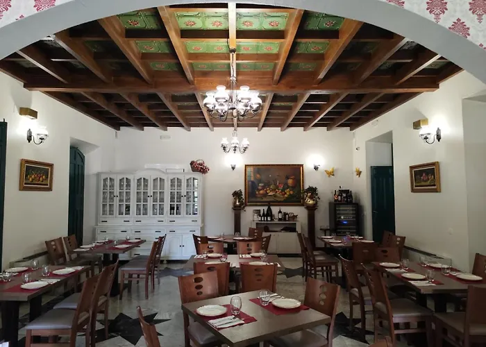 Hospedium Rural Soterrana Szálloda Madroñera