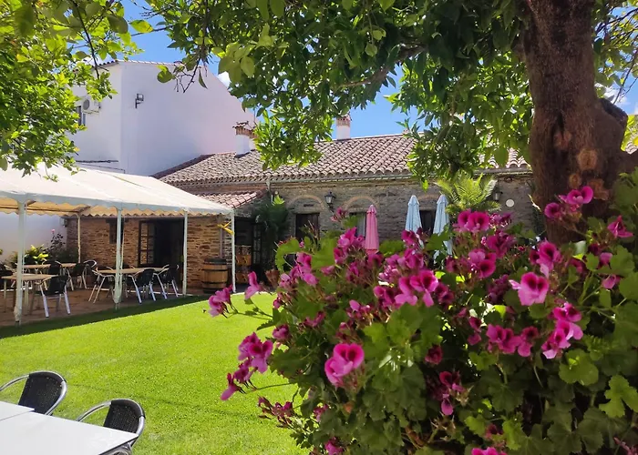 Hospedium Rural Soterrana Madroñera